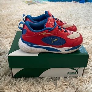 PUMA toddler boy sneakers size 9